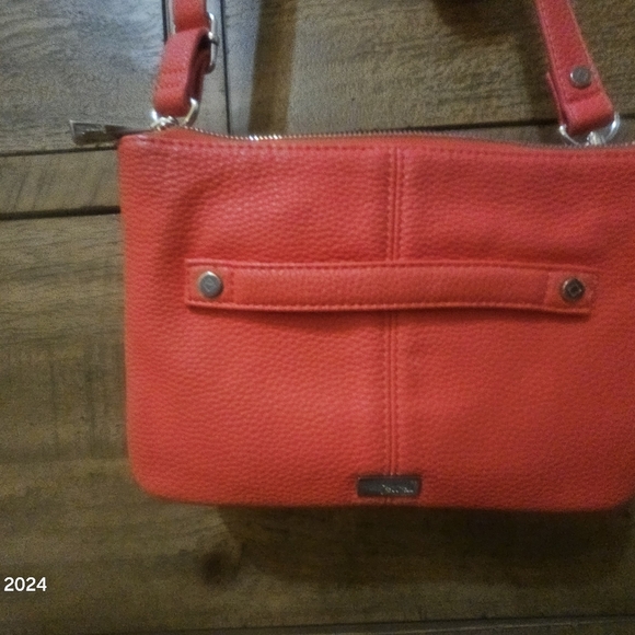 Jewell by Thirty-one crossbody purse in coral kisses gently used - Picture 4 of 4